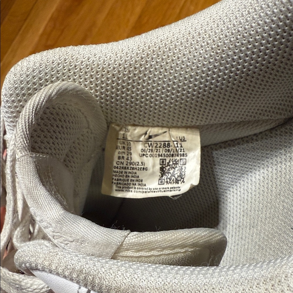 Nike Air Force 1 Sneakers Size 11 Men - Picture 9 of 9